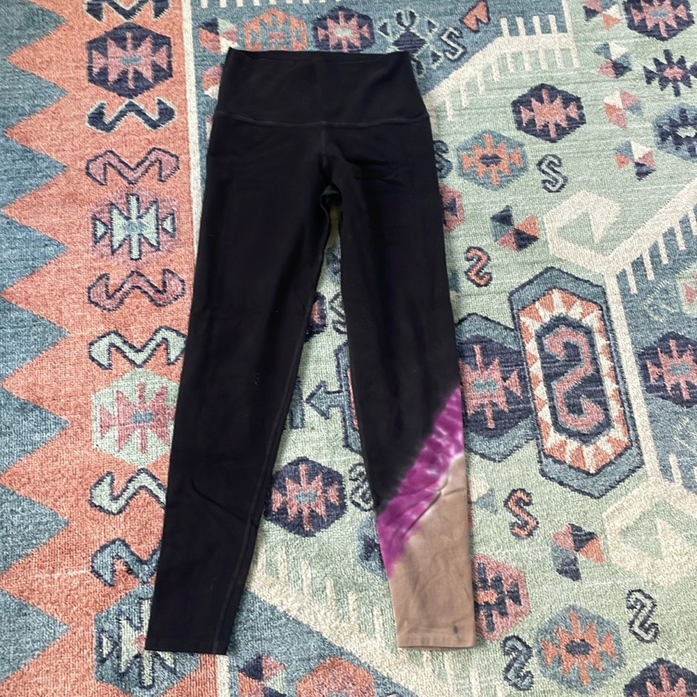 Electric & Rose tie dye leggings size m